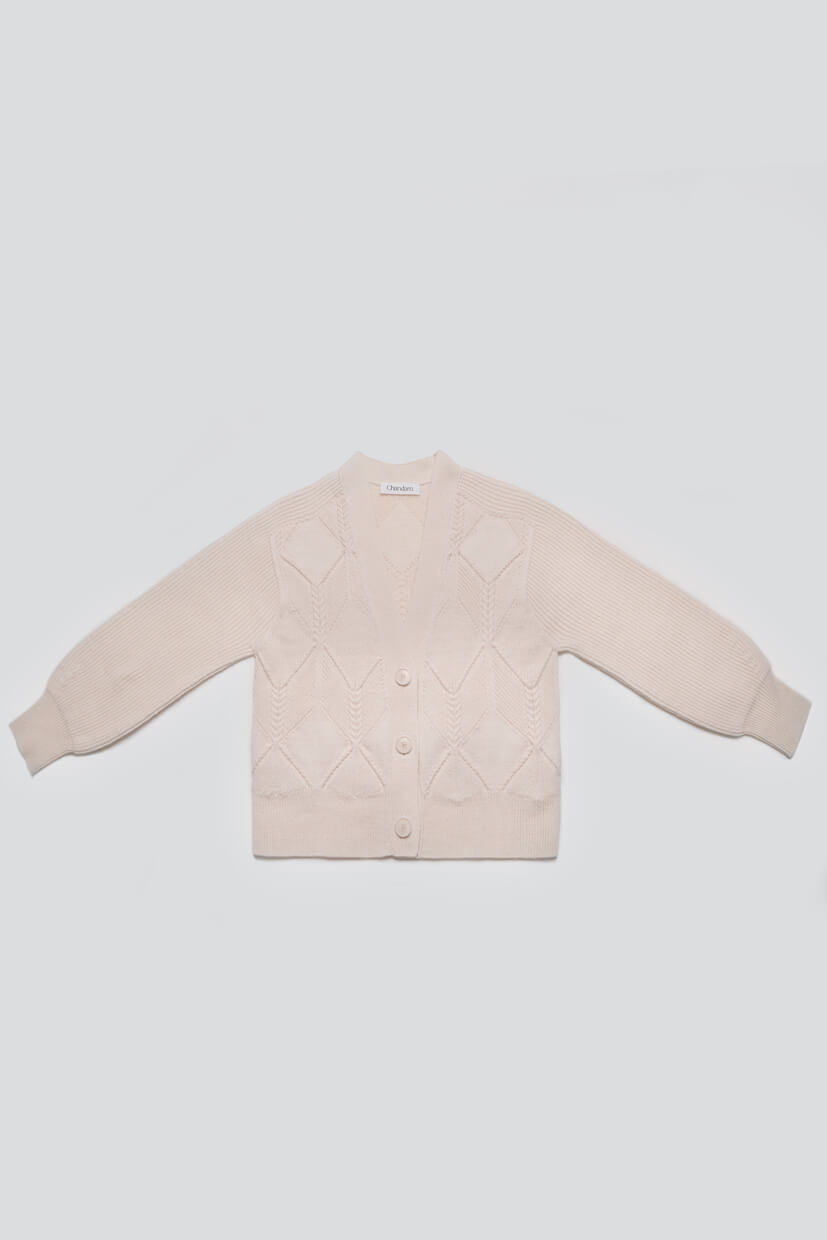 Veste femme laine écrue 100% mérinos 3 boutons jeu de points à losanges et côtes perlées avec torsades à plat