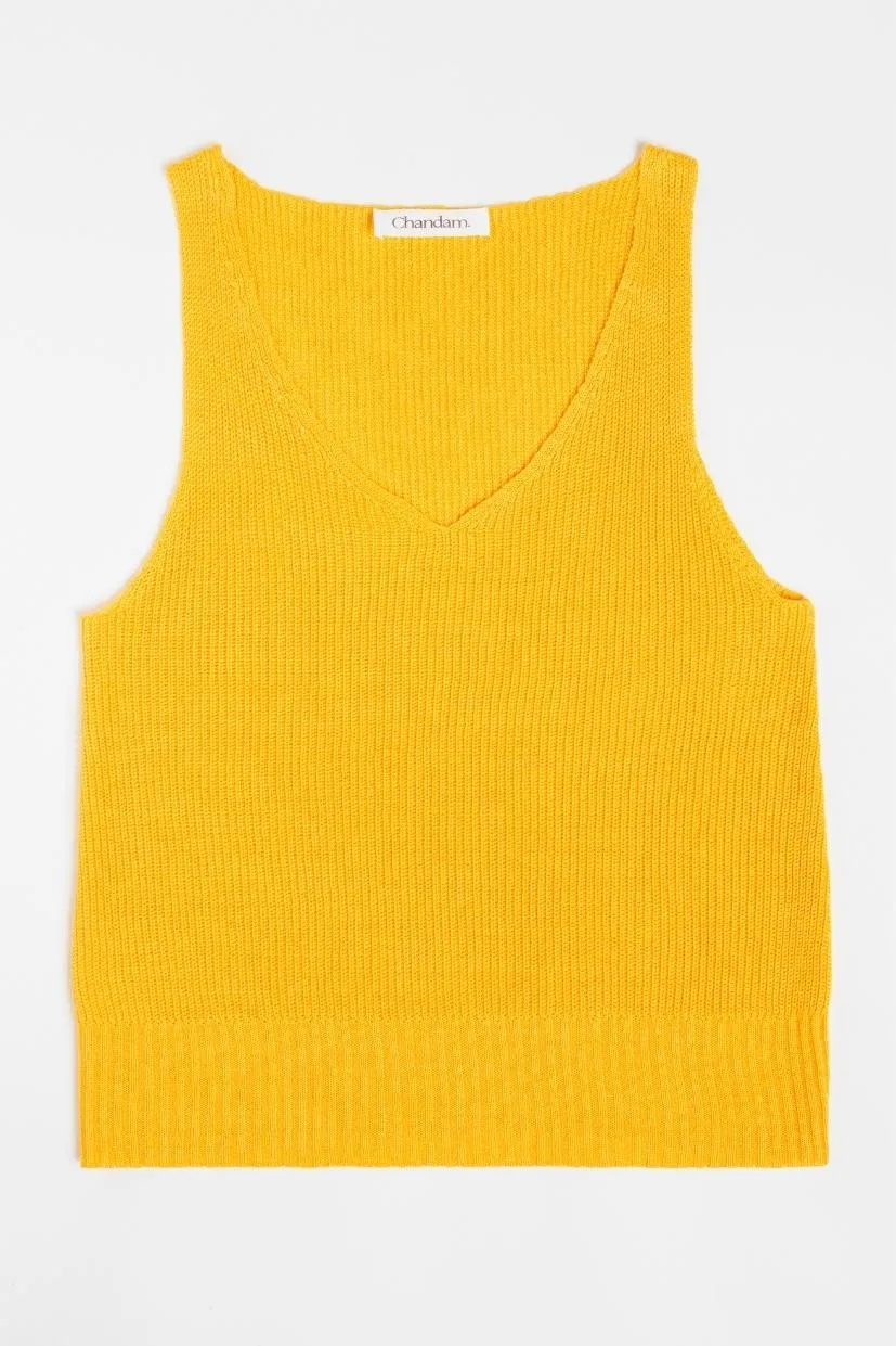 debardeur-en-lin-made-in-France-jaune-soleil-femme-Master-of-Linen-col-V-cotes-perlees